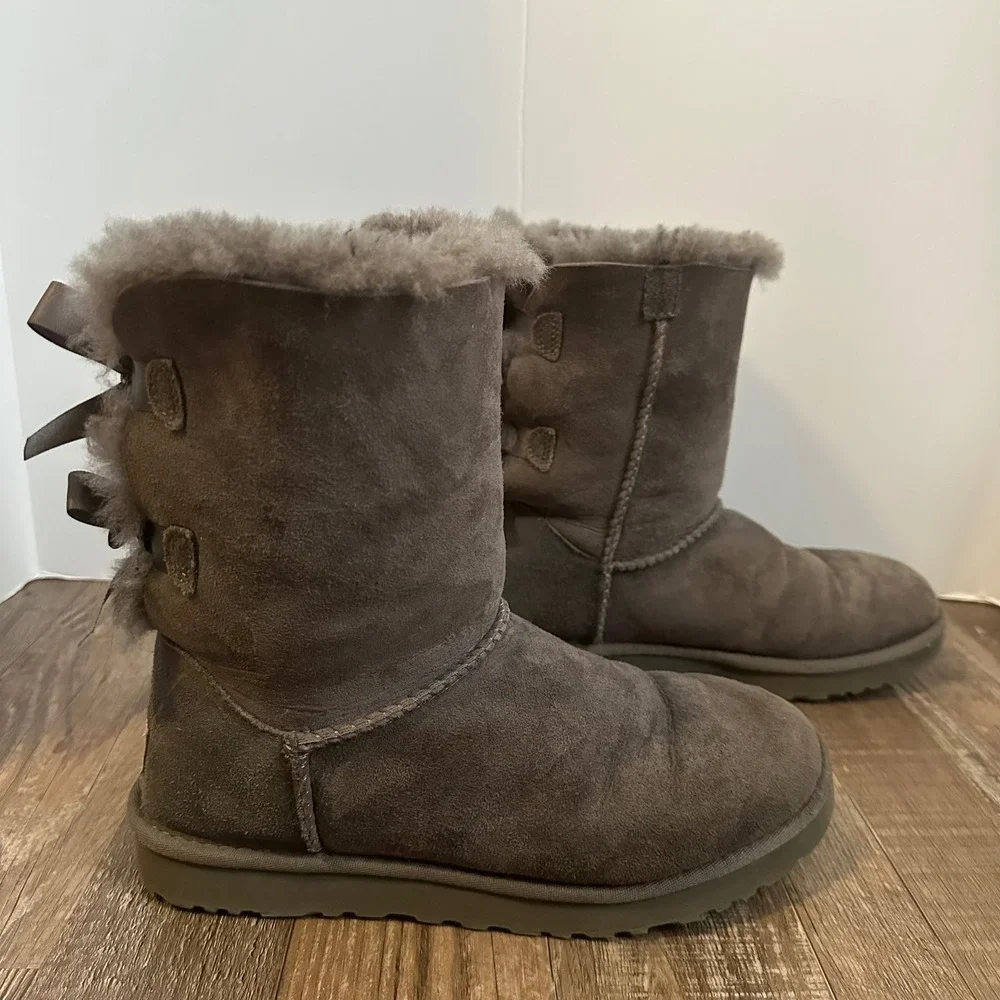 UGG‎ Australia Bailey Bow II Grey Suede Mid Calf Boots Womens Double Bows